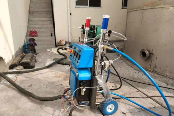 哪種噴涂材料更加適合聚脲噴涂機(jī)設(shè)備施工？