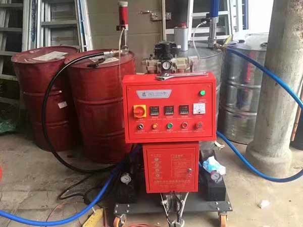 jnjx-lllcai2qsm 是什么型號聚氨酯噴涂機