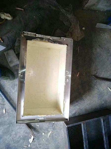 箱體零下60度 聚氨酯材料保溫發泡